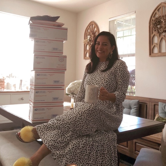 Thanks for stopping by my closet! - Picture 2 of 2